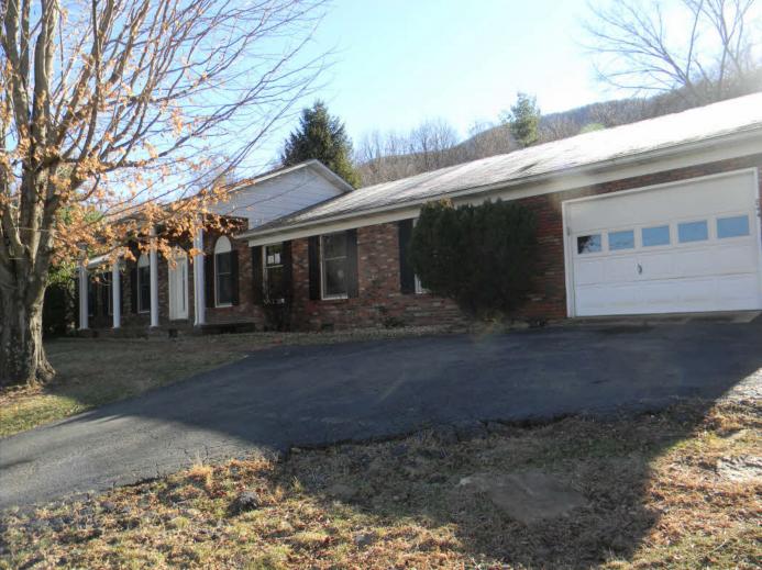 844 Pleasant Valley Rd Cedar Bluff, Va, 24609 Tazewell County Cedar Bluff, VA 24609