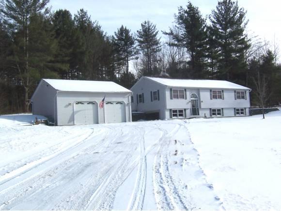 2674 S Stream Rd Pownal, VT 05261