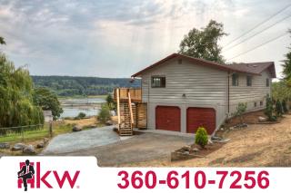 4180 Jones Rd Oak Harbor, WA 98277