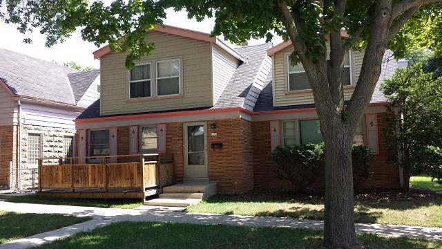 2450 N Frederick Ave Milwaukee, WI 53211