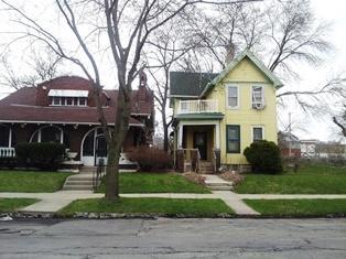 2421 N 2nd Street Milwaukee, WI 53212