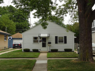 2833 Arthur Ave Racine, WI 53405