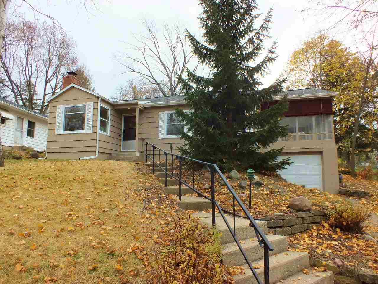 3545 Heather Crst Madison, WI 53705