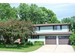 541 Alpine Dr Green Bay, WI 54302