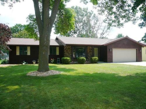 2165 Rachel Dr Green Bay, WI 54311