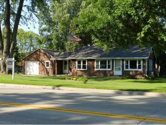 1686 Cormier Rd Green Bay, WI 54313