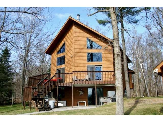 2270 Woodland Shores Luck, WI 54853