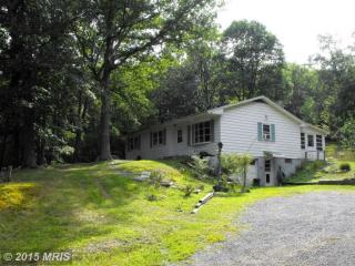 9980 Cacapon Rd Great Cacapon, WV 25422