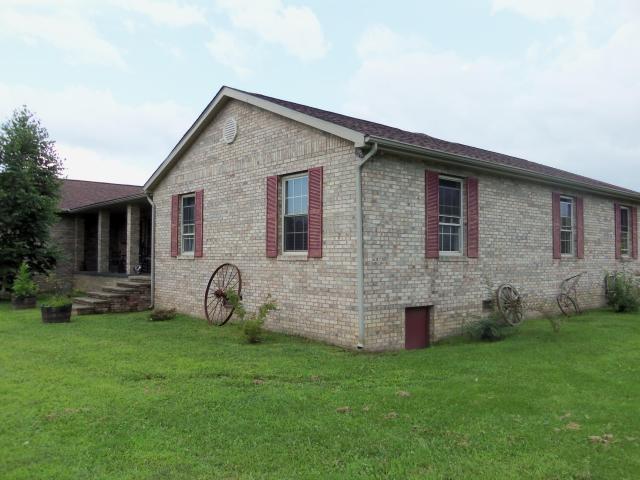18339 Stanaford Rd Danese, WV 25831