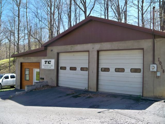 1018 White Oak Summersville, WV 26651